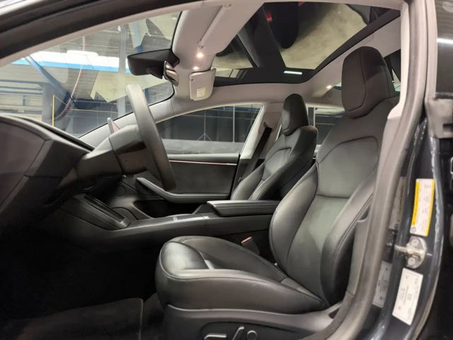 Tesla Model 3 AWD Long Range