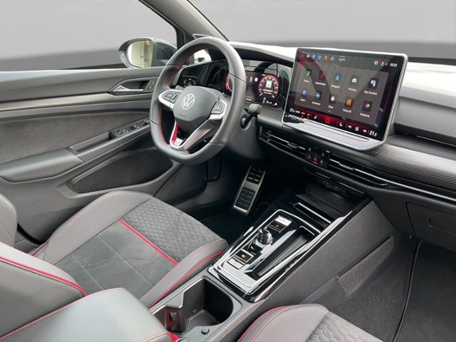 Volkswagen Golf 2.0 TSI DSG Golf VIII