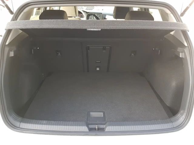 Volkswagen Golf Move