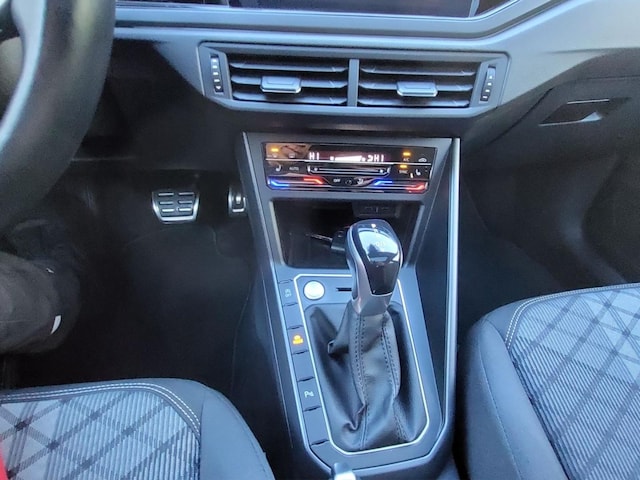 Volkswagen Taigo 1.5 TSI DSG R-Line