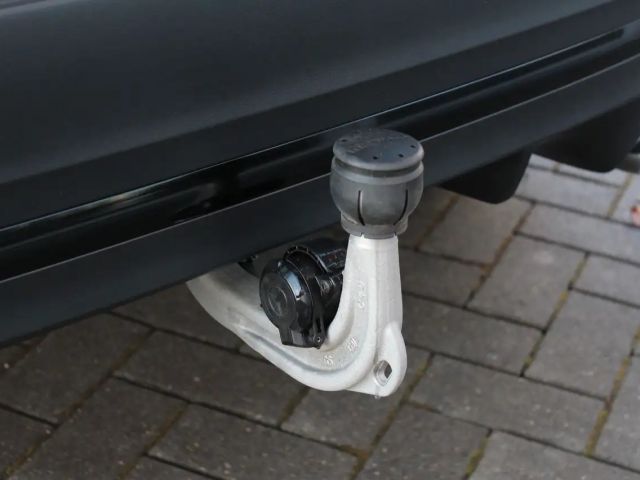 Mercedes-Benz GLA 250 4MATIC AMG Line