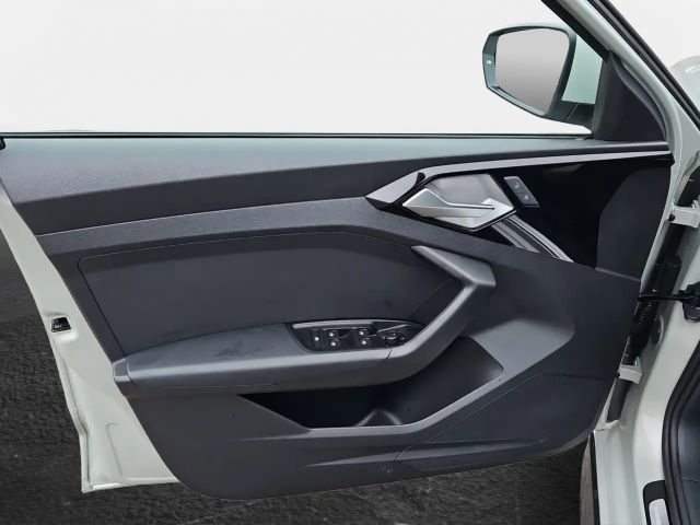 Audi A1 30 TFSI Allstreet S-Tronic
