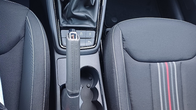 Skoda Kamiq ANSCHLUSSGARANTIE, PANORAMA, KAMERA