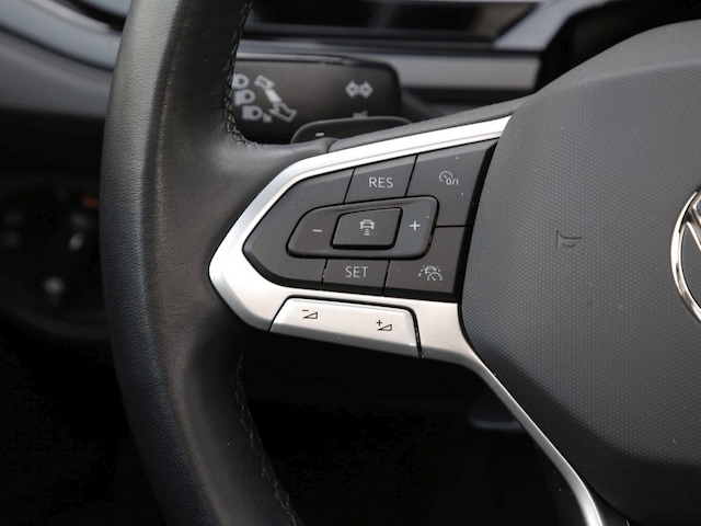 Volkswagen Polo 1.0 TSI DSG R-Line