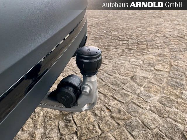 Mercedes-Benz GLA 180 AMG Line