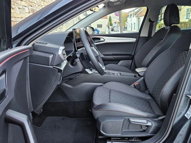 Seat Leon 1.5 eTSI FR-lijn