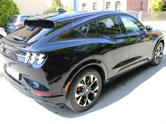 Ford Mustang Mach-E AWD Extended range