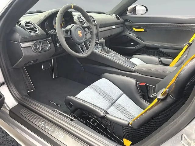 Porsche Cayman 718 RS