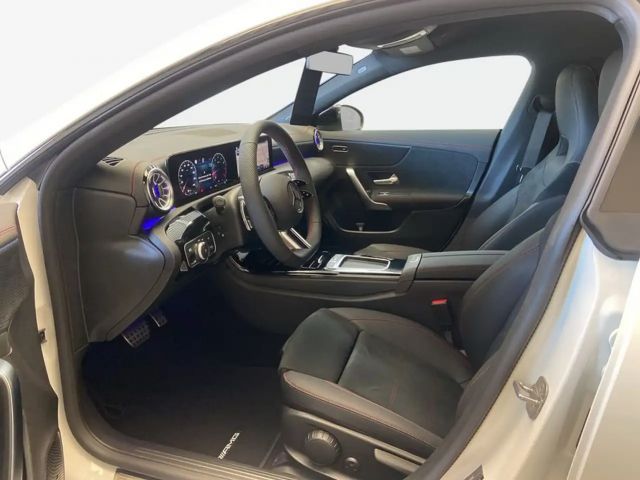 Mercedes-Benz CLA 180 Coupé