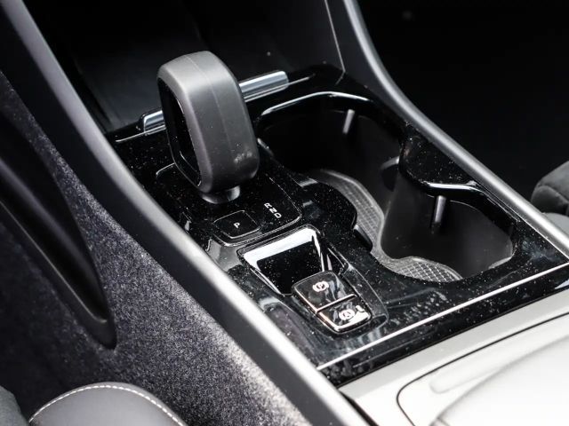 Volvo XC40 Dark Plus