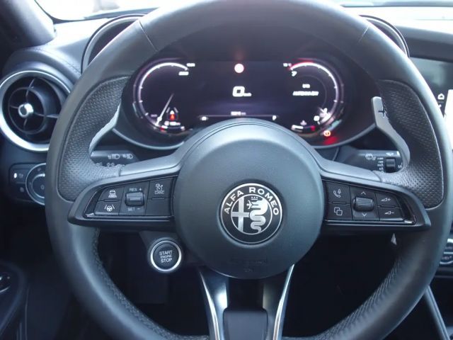 Alfa Romeo Giulia Q4 Veloce