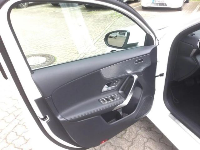 Mercedes-Benz A 220 4MATIC Progressive