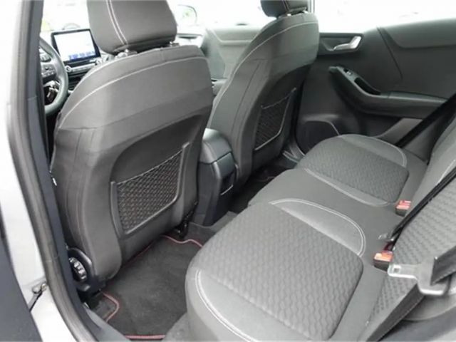 Ford Puma EcoBoost Titanium