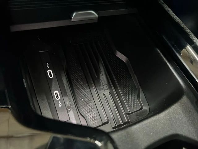 Skoda Superb 2.0 TDI Combi Selection