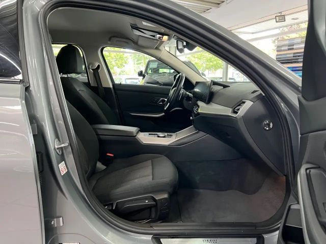 BMW 318 318d Touring