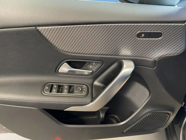 Mercedes-Benz A 180 Progressive