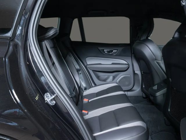 Volvo V60 Dark Plus