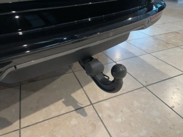 Land Rover Range Rover D300 HSE