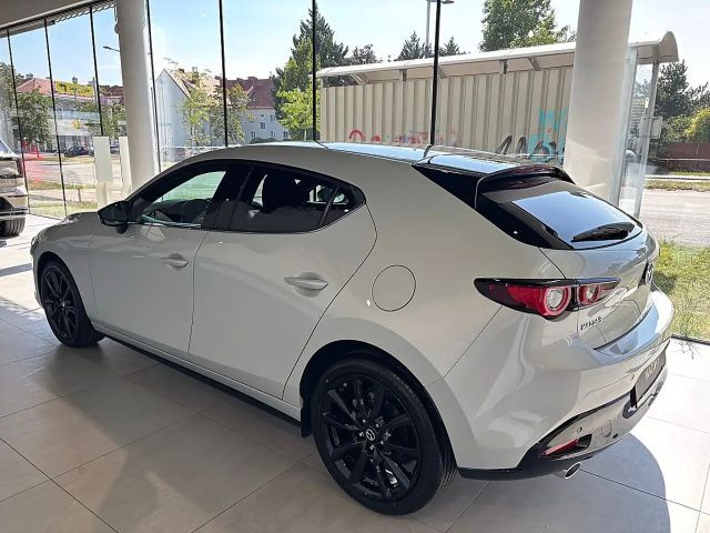 Mazda 3 Homura SkyActiv e-Skyactiv