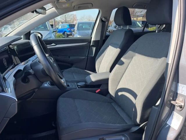 Volkswagen Golf 1.5 TSI Golf VIII Life