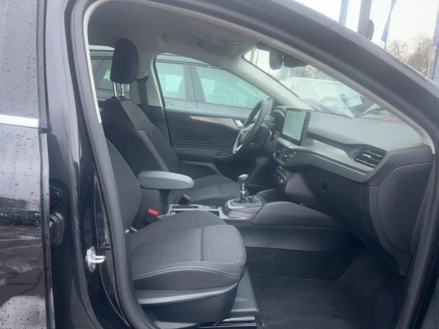 Ford Focus Titanium Wagon