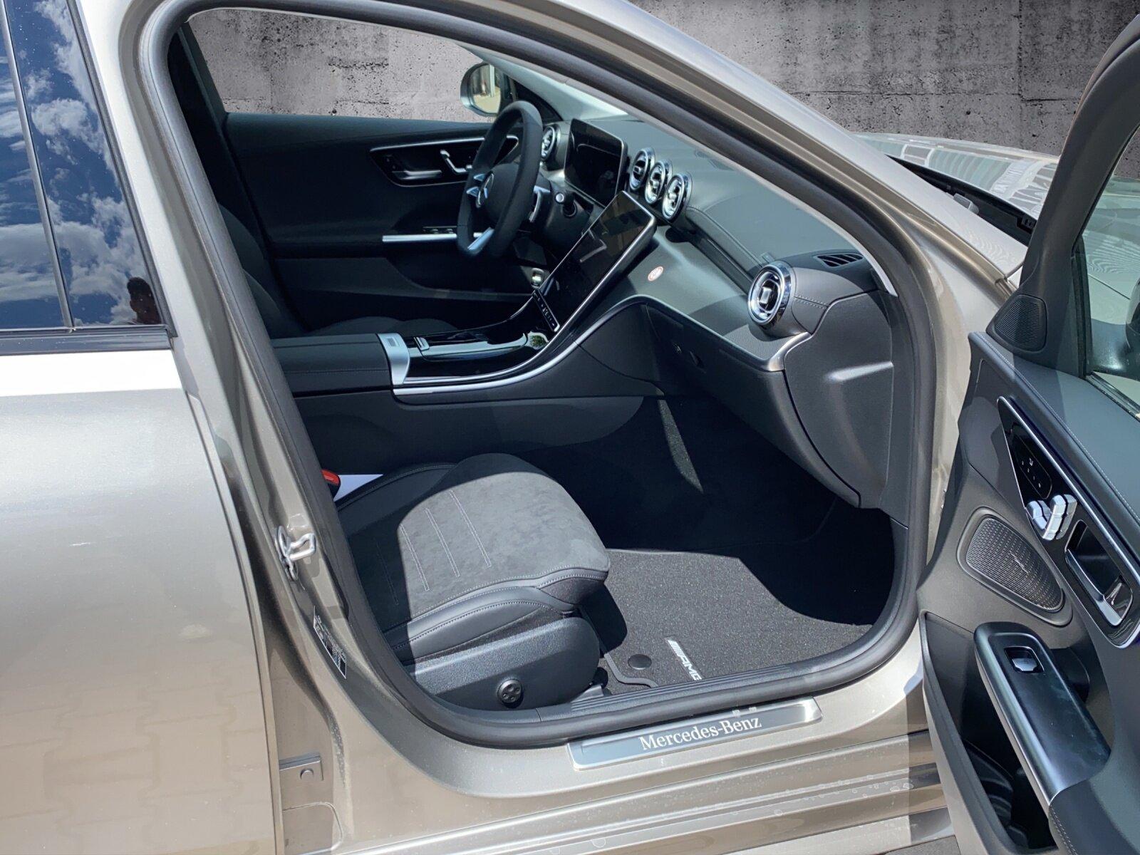 Mercedes-Benz C 220 AMG Line C 220 d Estate