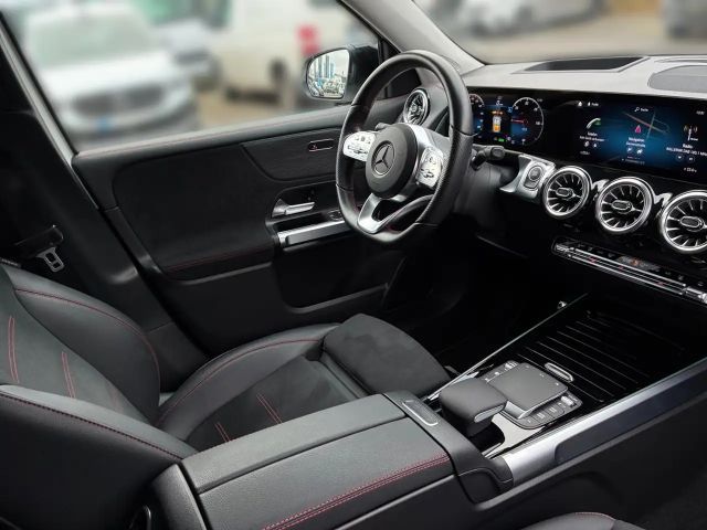 Mercedes-Benz EQB 350 4MATIC AMG Line