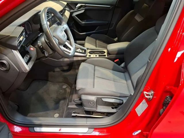 Audi A3 1.5 TFSI S-Line S-Tronic Sedan