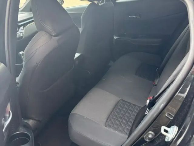 Toyota C-HR Hybride Team D