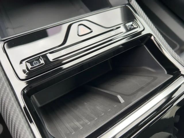 Ford Explorer Extended range Premium RWD