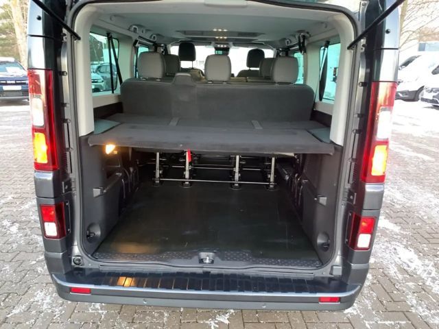 Renault Trafic Evolution L2H1 dCi 150