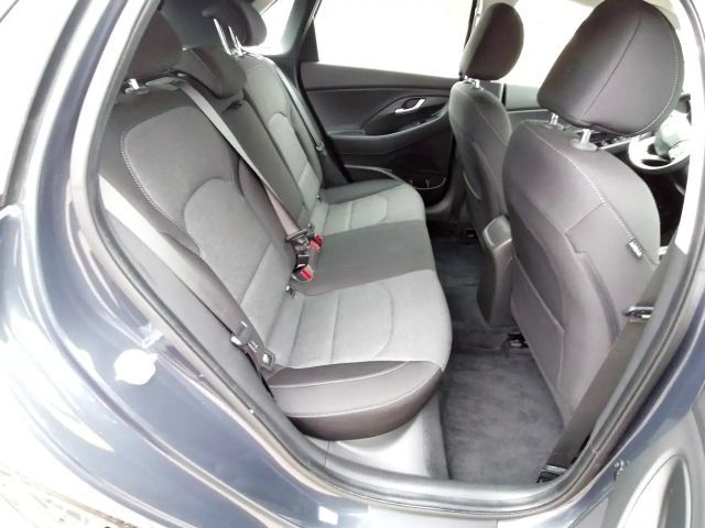 Hyundai i30 Hybrid T-GDi Trend