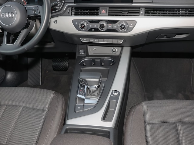 Audi A4 40 TFSI Avant S-Tronic