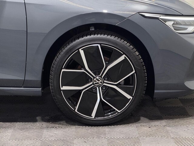 Volkswagen Golf 1.5 eTSI DSG Style