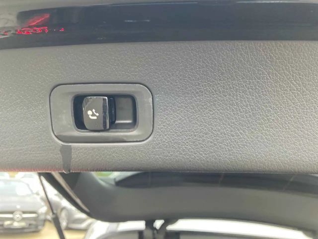 Mercedes-Benz GLC 300 4MATIC AMG Line