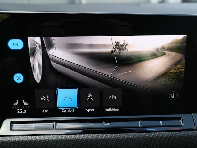 Volkswagen Golf R-Line Variant