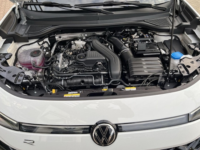 Volkswagen T-Roc 1.5 eTSI DSG R-Line