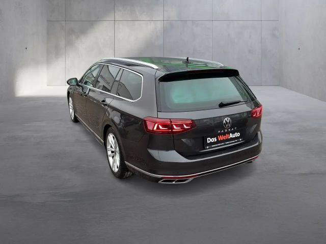Volkswagen Passat DSG Elegance Elegance Variant