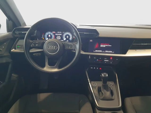Audi A3 30 TDI Sedan