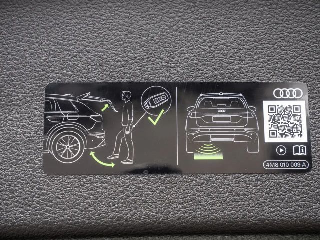 Audi Q5 35 TDI Business S-Line Sportback