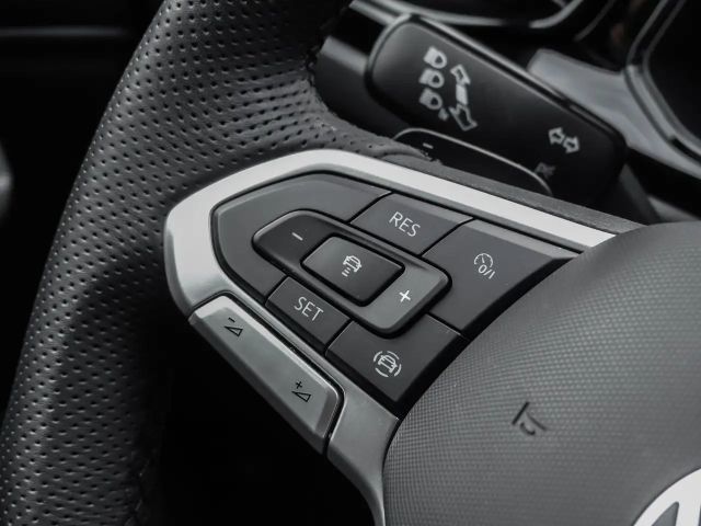 Volkswagen T-Roc 2.0 TSI DSG R-Line