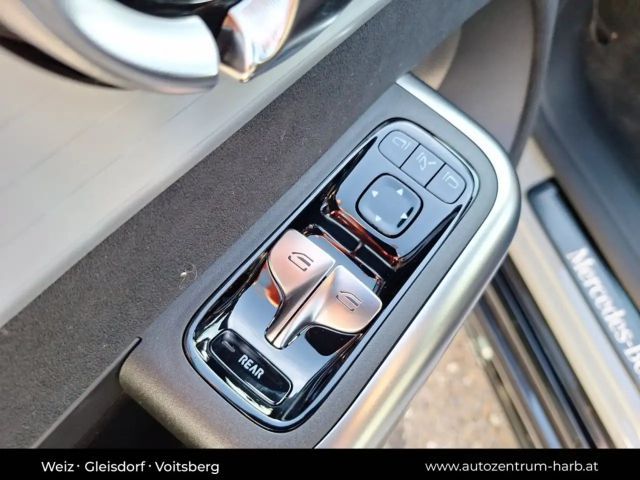 Mercedes-Benz CLA 350 4MATIC