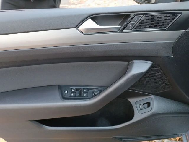 Volkswagen Passat 1.5 TSI Variant