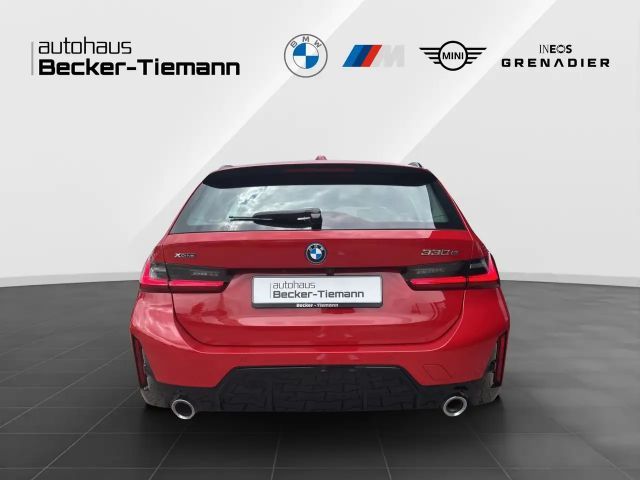 BMW 330 330e M-Sport Touring xDrive