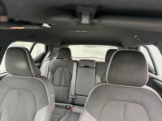 Volvo XC40 Dark Plus