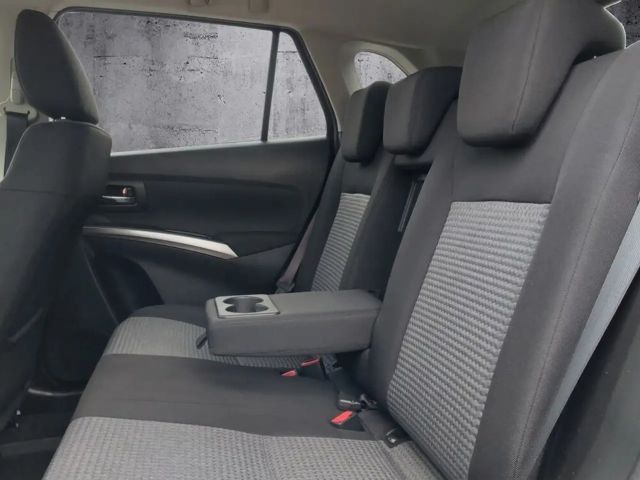 Suzuki S-Cross AllGrip Hybrid