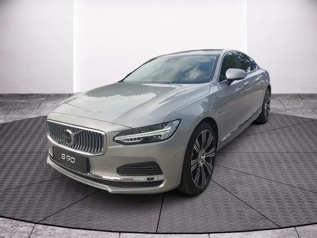 Volvo S90 AWD Recharge T8