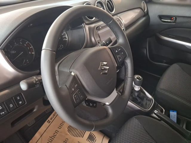 Suzuki Vitara GL Hybrid Shine