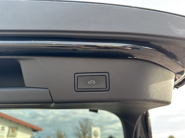 Volkswagen ID.5 AHK AREA VIEW MATRIX WÄRMEPUMPE LED NAVI ALU