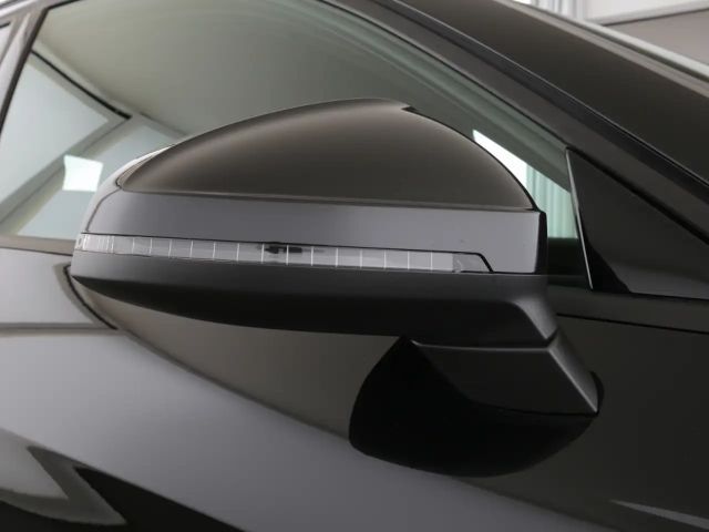 Audi A4 35 TFSI Avant S-Line S-Tronic